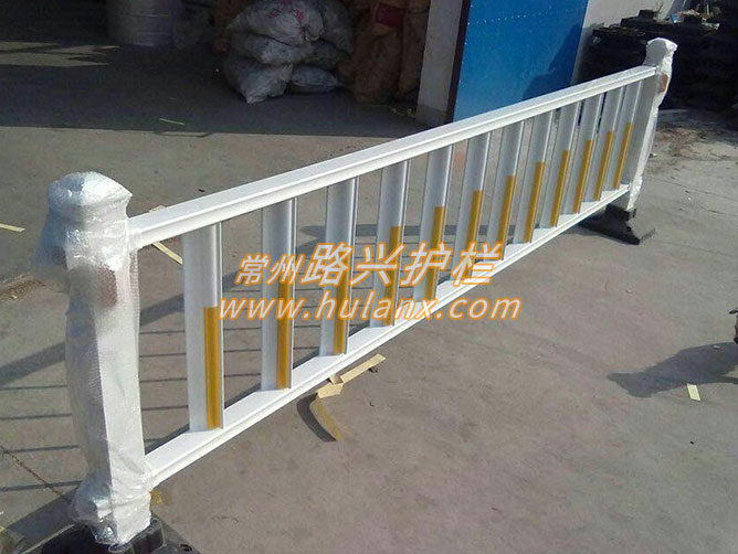 防眩光護（hù）欄