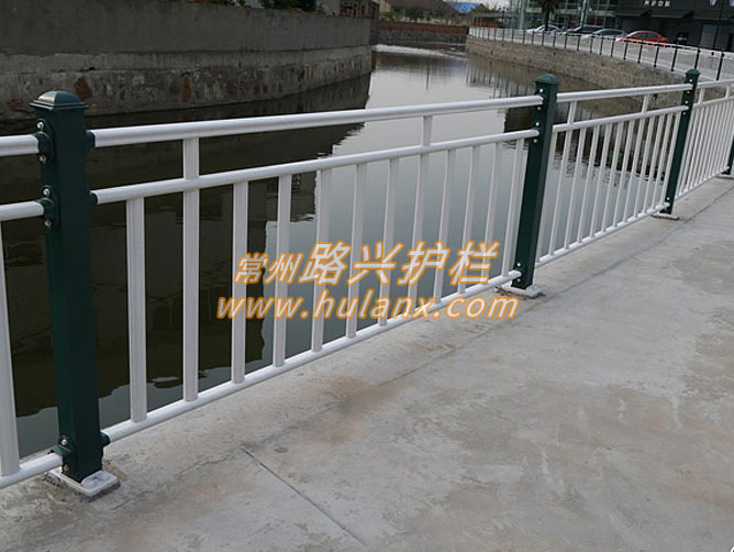 景觀（guān）河道橋（qiáo）梁護欄